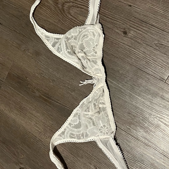 VS Dream Angels Bralette - Picture 2 of 7